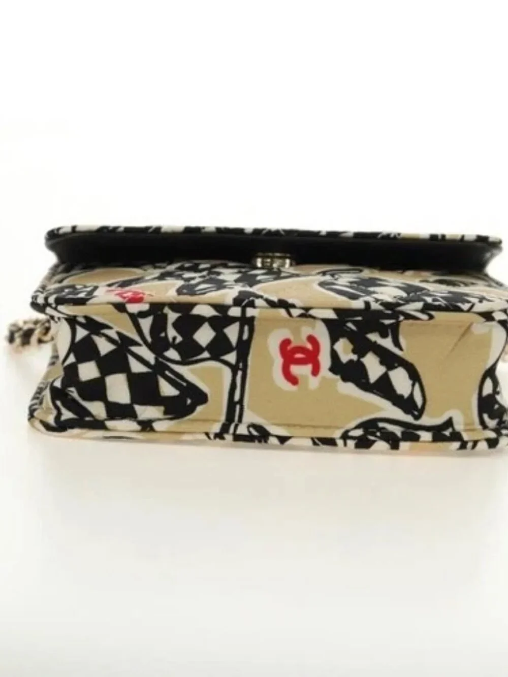 CHANEL Mini Matelasse Chain Shoulder Pouch Satin Beige Silver CC Auth 188736M
